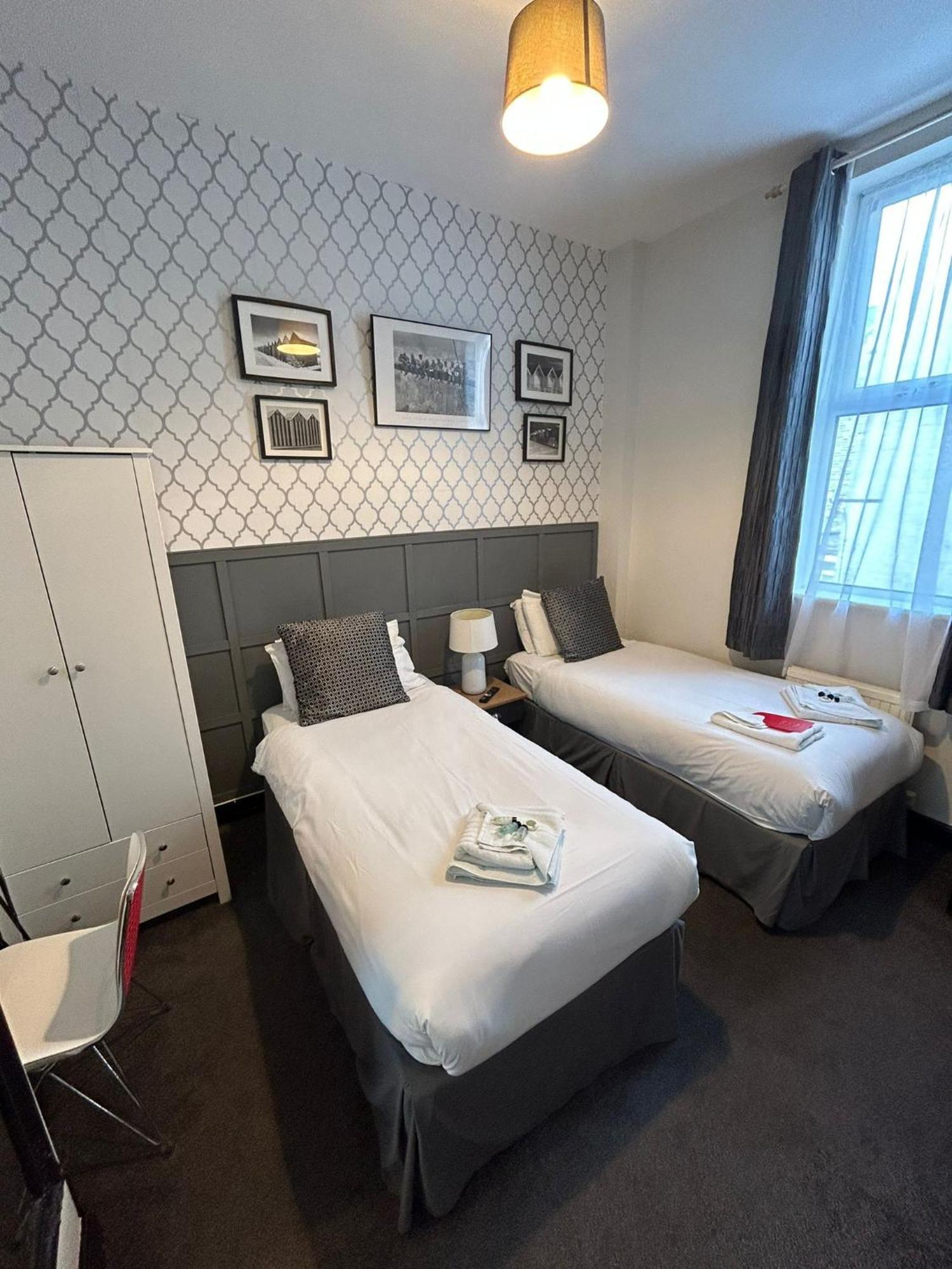 The Lyndhurst Guest House Great Yarmouth Dış mekan fotoğraf
