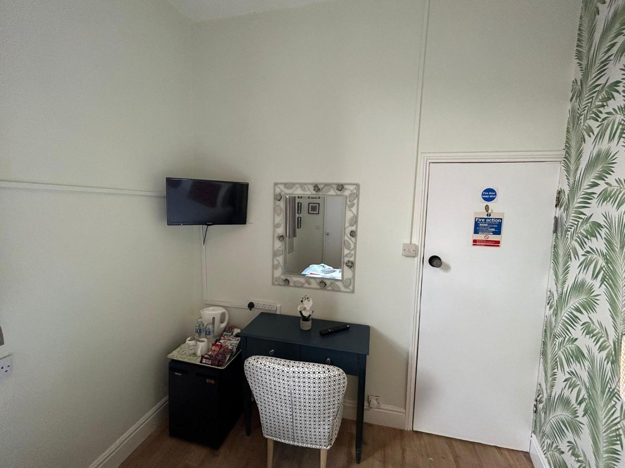 The Lyndhurst Guest House Great Yarmouth Dış mekan fotoğraf