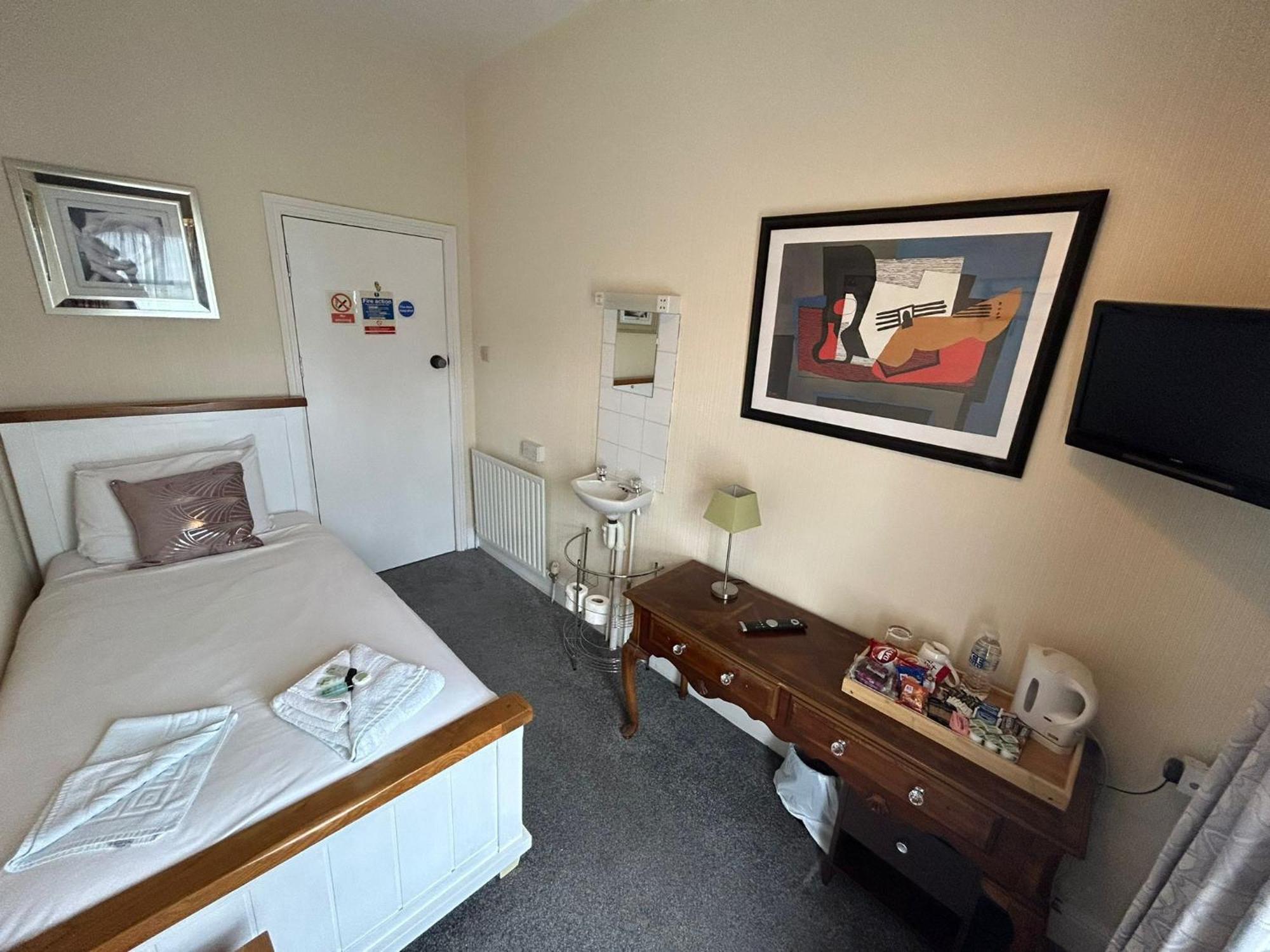 The Lyndhurst Guest House Great Yarmouth Dış mekan fotoğraf