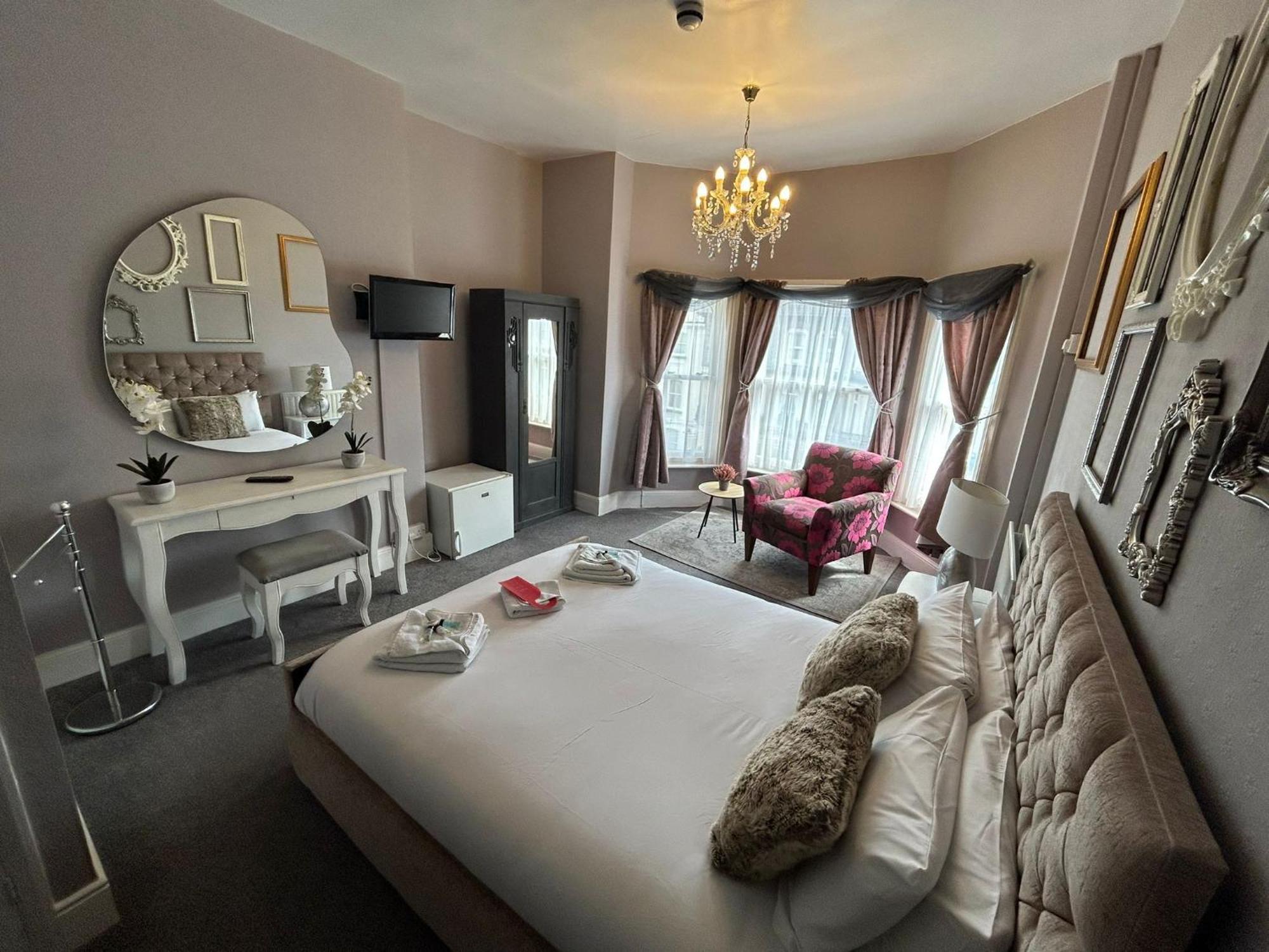 The Lyndhurst Guest House Great Yarmouth Oda fotoğraf
