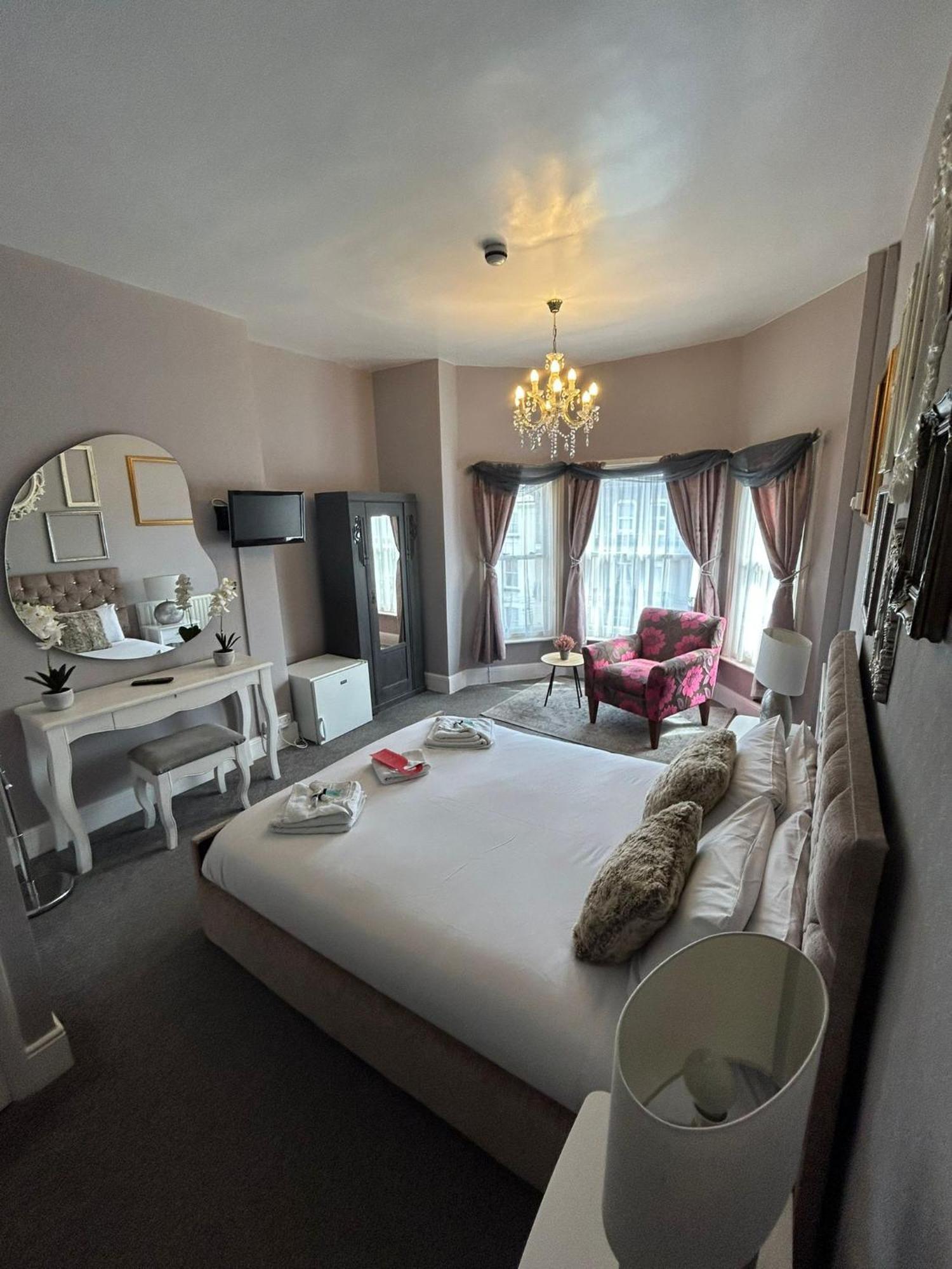 The Lyndhurst Guest House Great Yarmouth Oda fotoğraf
